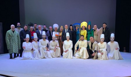 Впервые на спектакле «Семь красавиц» присутствовал министр культуры Азербайджана Анар Керимов