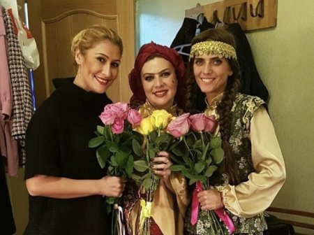 Актриса Русского драмтеатра Инна Имранова: Мне удалось научиться не только играть на азербайджанском языке, но и мыслить, чувствовать...